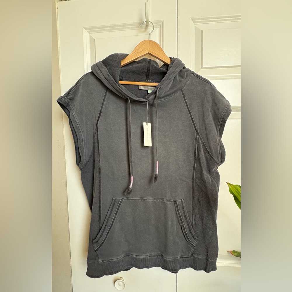 NWT Saturday Sunday / Grey Muscle Cut off Sweatshirt / M